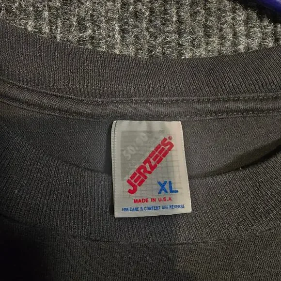 vintage early 90s Single Stitch Dragon tee - Picture 3 of 4